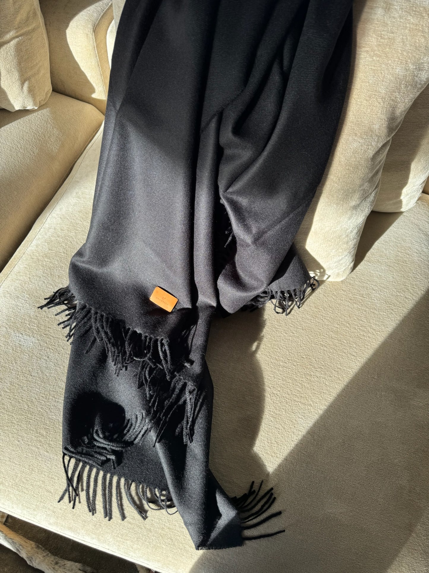 Manta lisa negra